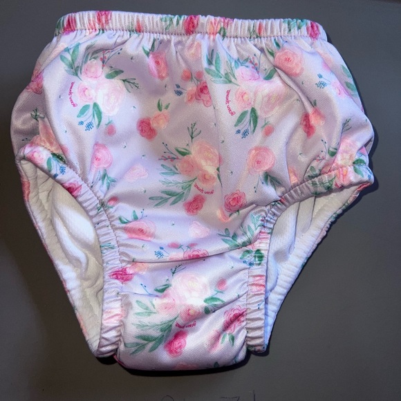 Green Sprout reusable swim diapers size 6 months NWOT Never worn - Picture 4 of 7